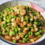 Shrimp And Cane Shoots Stir - fry With Edamame Which Is Easy To Digest