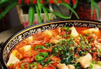 the spicy and appetizing tofu pudding chicken.
