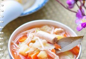 Bovine Bone Marrow and Fresh Vegetable Soup