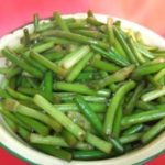 Fry Garlic Shoots in Oyster Sauce