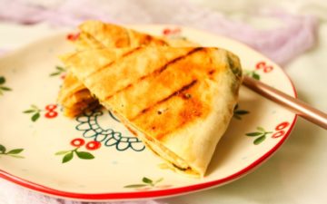 the delicious and palatable thousand layer meat pies