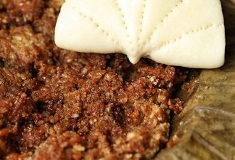 The Delectable Steamed Pork and Lotus Leaf Cake